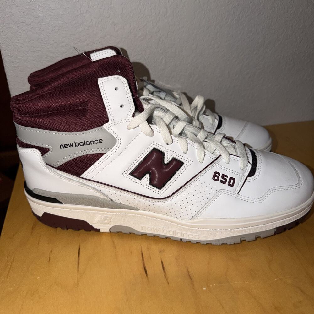 NEW BALANCE 650R MENS SIZE 13 WHITE BURGUNDY GRAY HIGH TOP COURT SNEAKER NEW